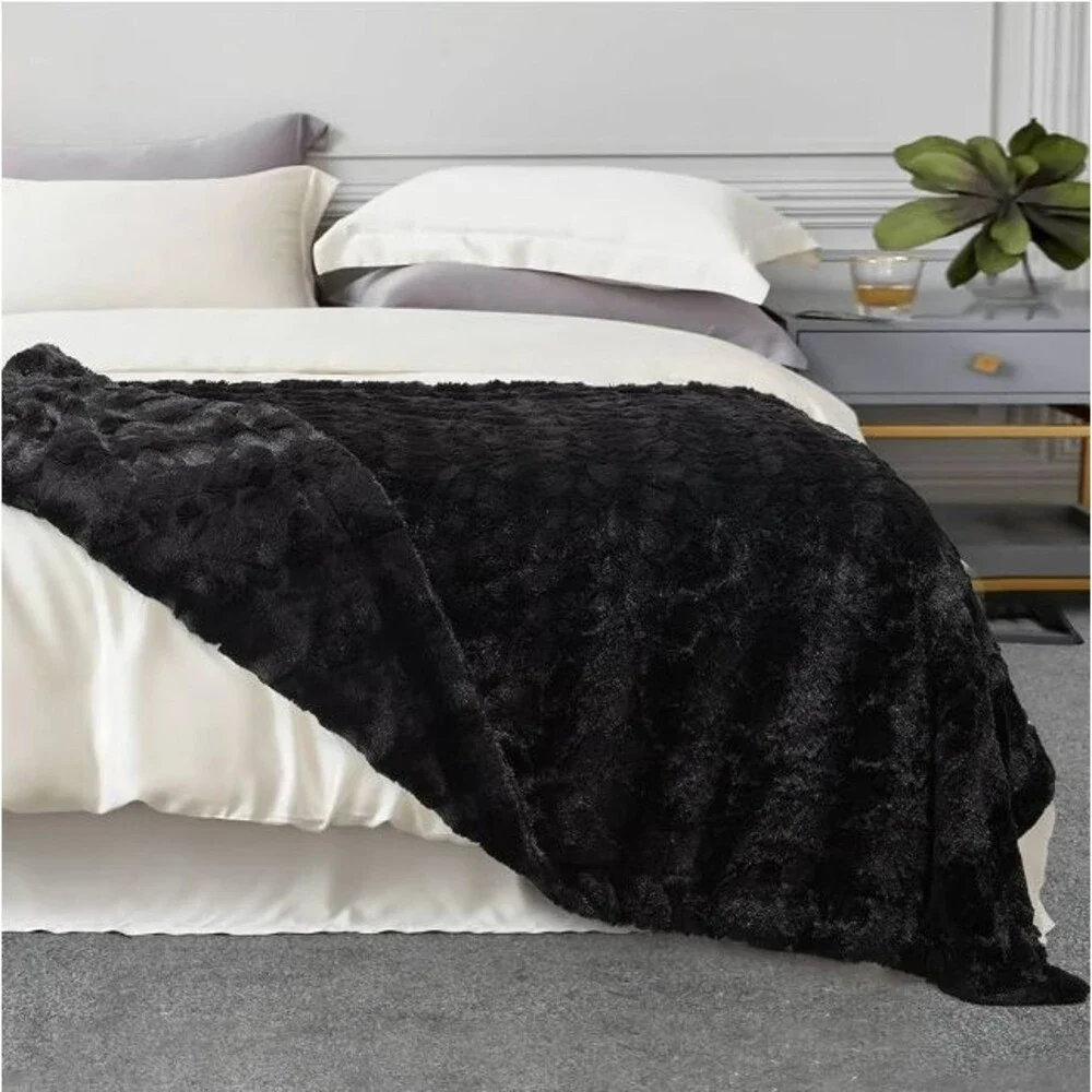 TOONOW Faux Fur Luxury Throw Blanket,Double Side Soft Fluffy Fuzzy Blanket Black - Picture 5 of 5